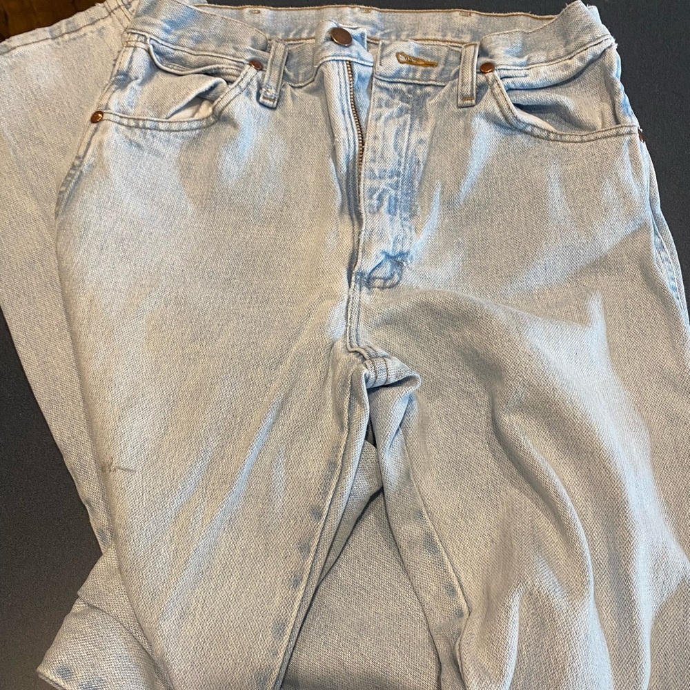 Wrangler white wash men jeans.